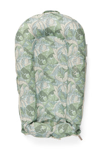 Deluxe+ Dock - Acanthus (In Stock)